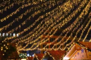 Christmas lights in Essen's Christmas market